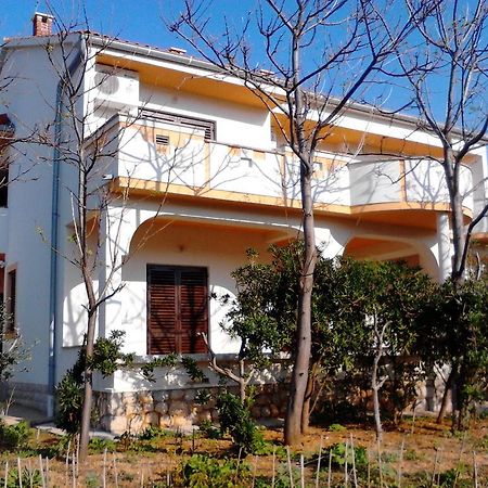 Apartments Kresimir Beauty With Shadow Trees And Parking Place Pag Town Dış mekan fotoğraf